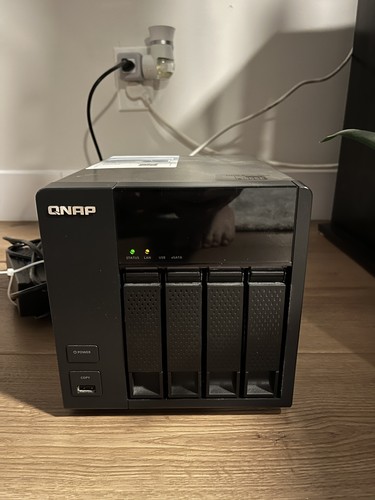 Qnap 420 bay nas without - qnap,